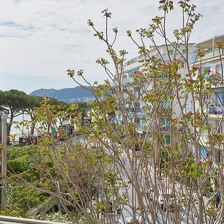 Il Corallo Rosso Daire